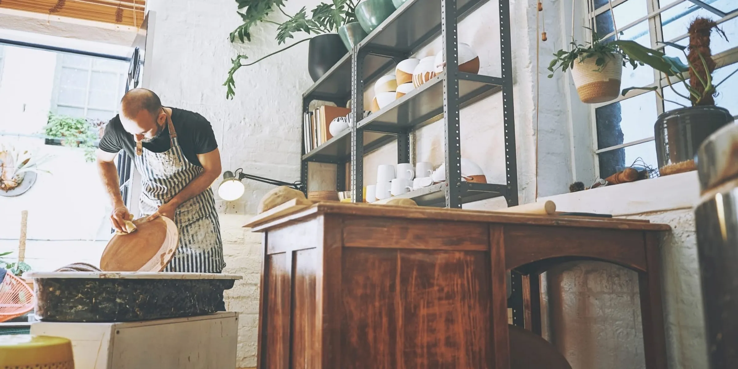 artist cleaning workshop